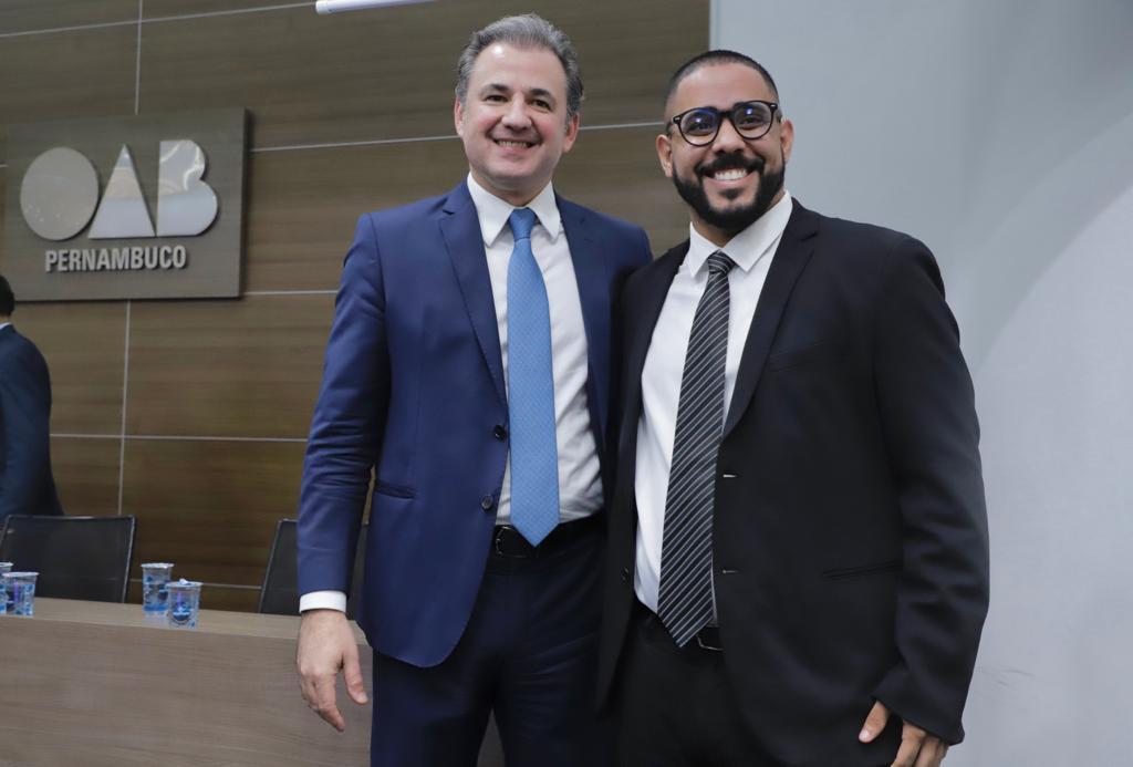 Juramento dos novos advogados e advogadas