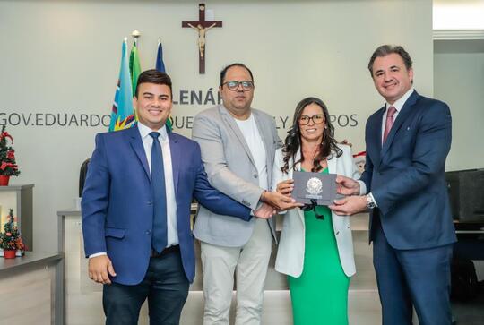 Fernando Ribeiro Lins recebe t&iacute;tulo de cidad&atilde;o de &Aacute;guas Belas