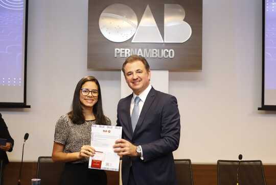 Entrega de carteiras na sede da OAB Pernambuco