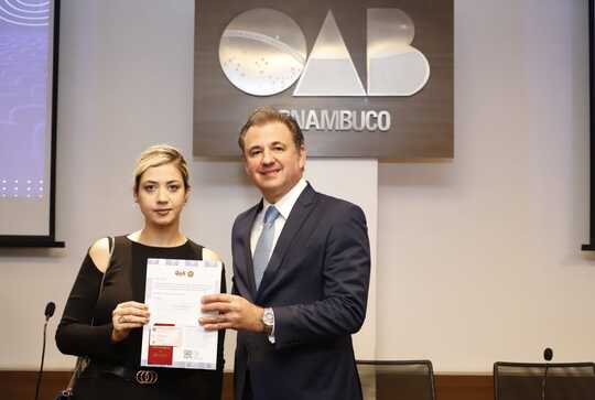 Entrega de carteiras na sede da OAB Pernambuco