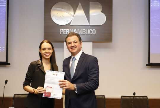 Entrega de carteiras na sede da OAB Pernambuco