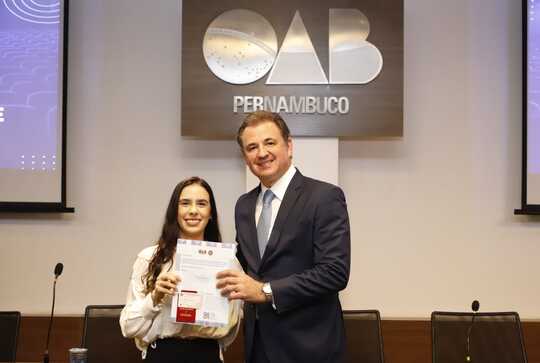 Entrega de carteiras na sede da OAB Pernambuco