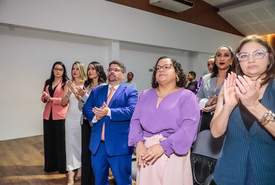 Em Petrolina, Fernando Ribeiro Lins e Ingrid Zanella recebem Medalha Dom Malan