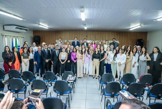 Do Cais ao Sert&atilde;o: Fernando Ribeiro e Ingrid Zanella realizam juramento de novos advogados e advogadas em Petrolina