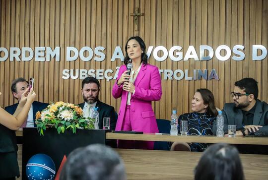 Do Cais ao Sert&atilde;o: Fernando Ribeiro e Ingrid Zanella realizam juramento de novos advogados e advogadas em Petrolina