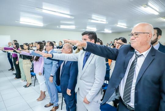 Do Cais ao Sert&atilde;o: Fernando Ribeiro e Ingrid Zanella realizam juramento de novos advogados e advogadas em Petrolina