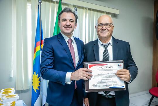 Do Cais ao Sert&atilde;o: Fernando Ribeiro e Ingrid Zanella realizam juramento de novos advogados e advogadas em Petrolina