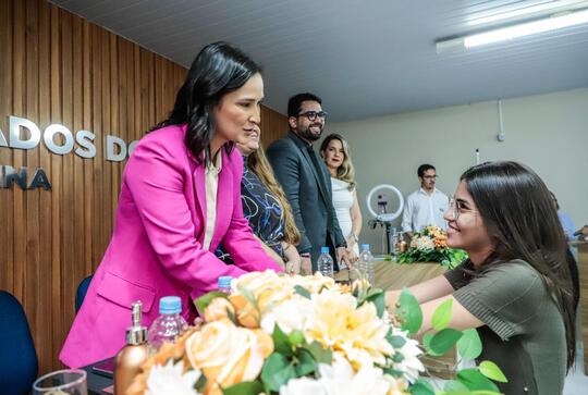 Do Cais ao Sert&atilde;o: Fernando Ribeiro e Ingrid Zanella realizam juramento de novos advogados e advogadas em Petrolina