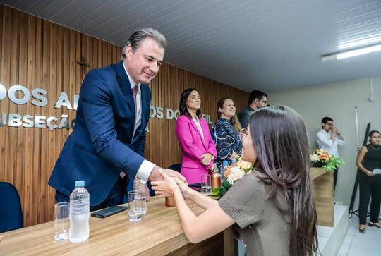 Do Cais ao Sert&atilde;o: Fernando Ribeiro e Ingrid Zanella realizam juramento de novos advogados e advogadas em Petrolina