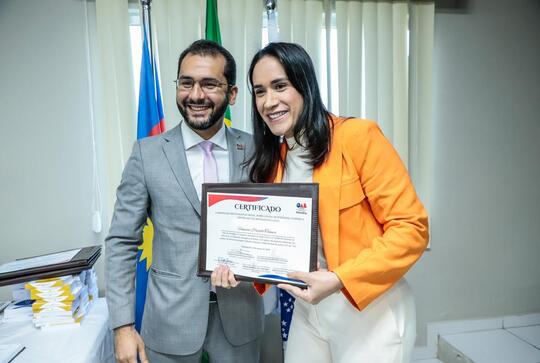 Do Cais ao Sert&atilde;o: Fernando Ribeiro e Ingrid Zanella realizam juramento de novos advogados e advogadas em Petrolina