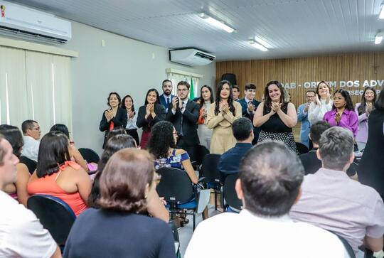 Do Cais ao Sert&atilde;o: Fernando Ribeiro e Ingrid Zanella realizam juramento de novos advogados e advogadas em Petrolina
