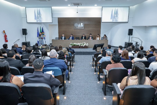 Juramento de novos advogados e advogadas (4&ordf; turma)