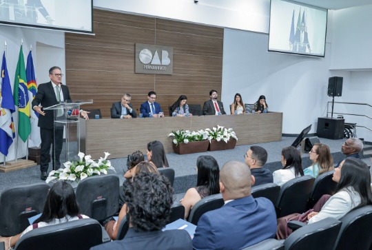 Juramento de novos advogados e advogadas (4&ordf; turma)
