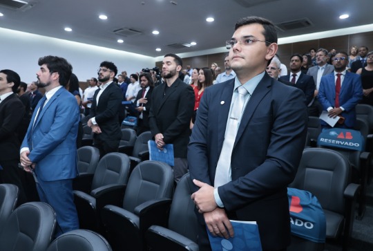 Juramento de novos advogados, advogadas e estagi&aacute;rios (2&ordf; turma)