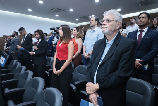 Juramento de novos advogados, advogadas e estagi&aacute;rios (2&ordf; turma)