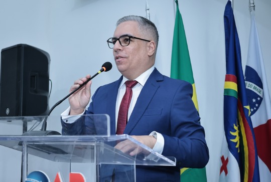 Juramento de novos advogados, advogadas e estagi&aacute;rios (2&ordf; turma)