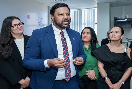 Entrega de sala da advocacia no f&oacute;rum de Olinda