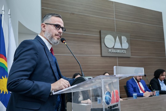 Juramento de novos advogados, advogadas e estagi&aacute;rios