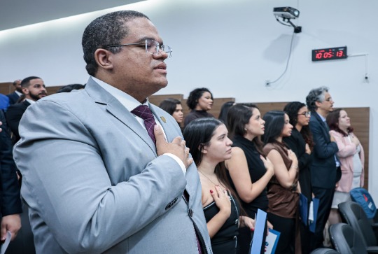 Juramento de novos advogados, advogadas e estagi&aacute;rios