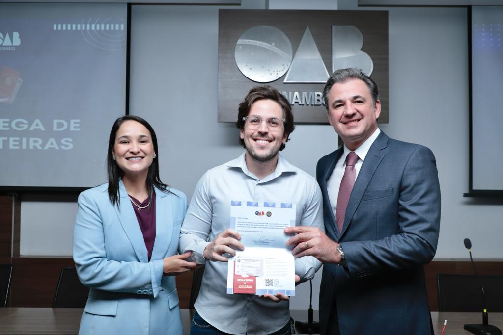 Entrega de Carteiras &agrave;s novas advogadas e novos advogados - 20.11.23