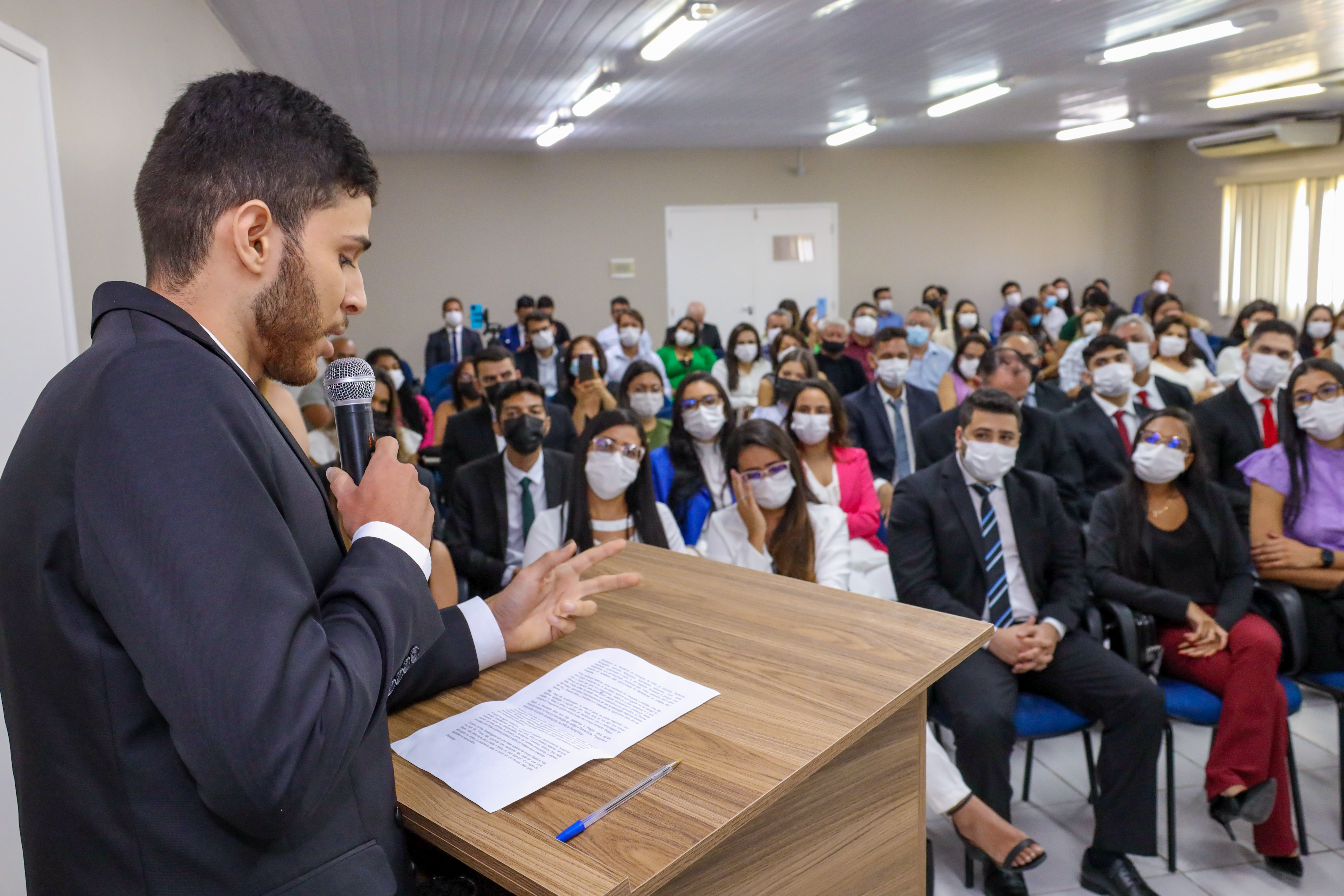 Juramento de novos advogados, advogadas e estagi&aacute;rios da OAB Petrolina