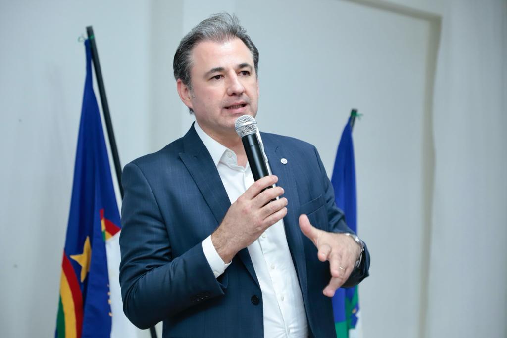 Fernando Ribeiro e Ingrid Zanella cumprem agenda em Araripina