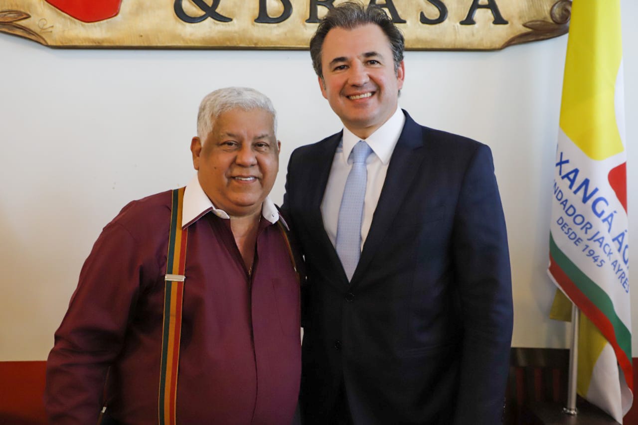 OAB-PE recebe homenagem do Caxang&aacute; Agape