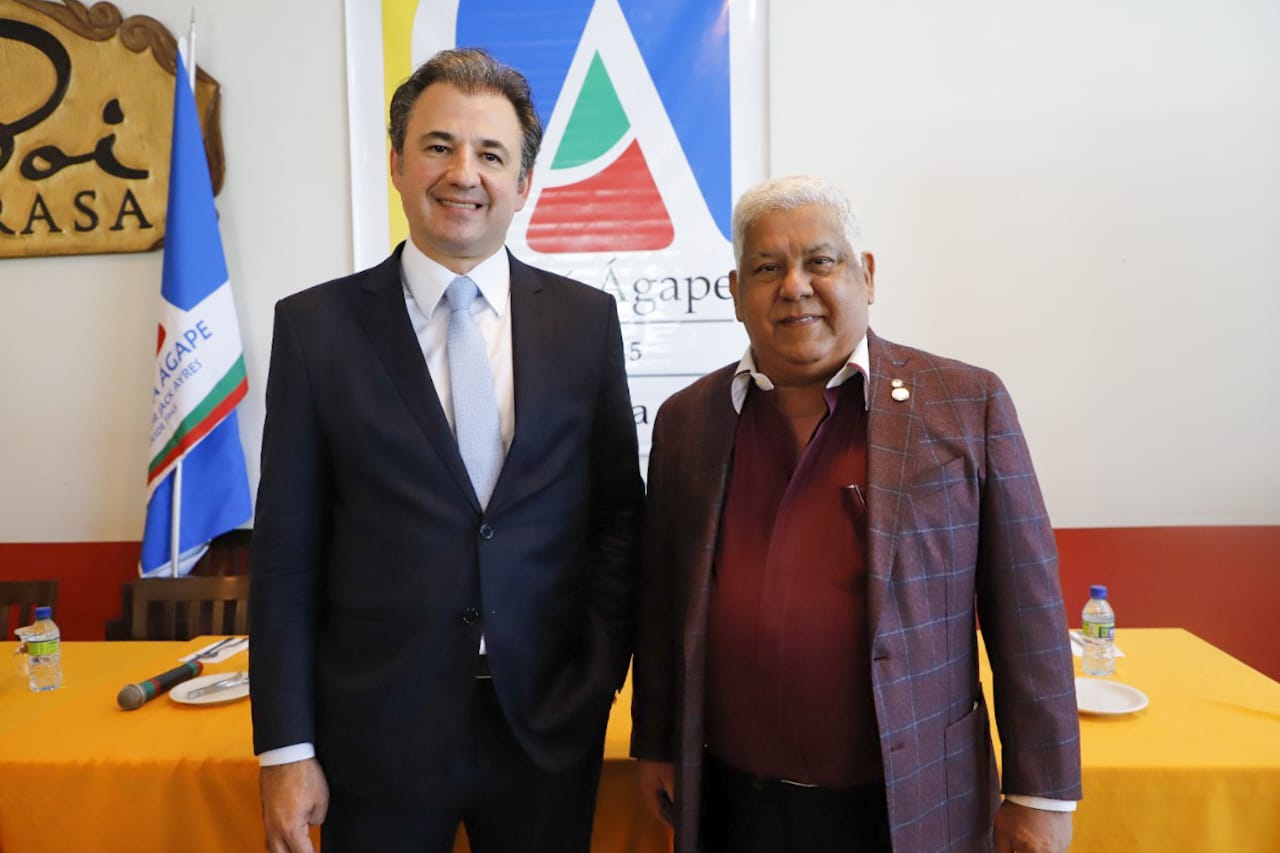 OAB-PE recebe homenagem do Caxang&aacute; Agape