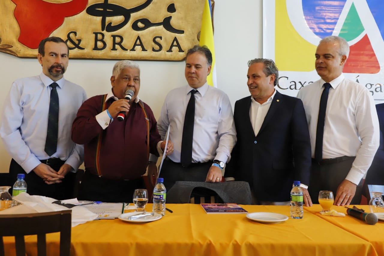 OAB-PE recebe homenagem do Caxang&aacute; Agape