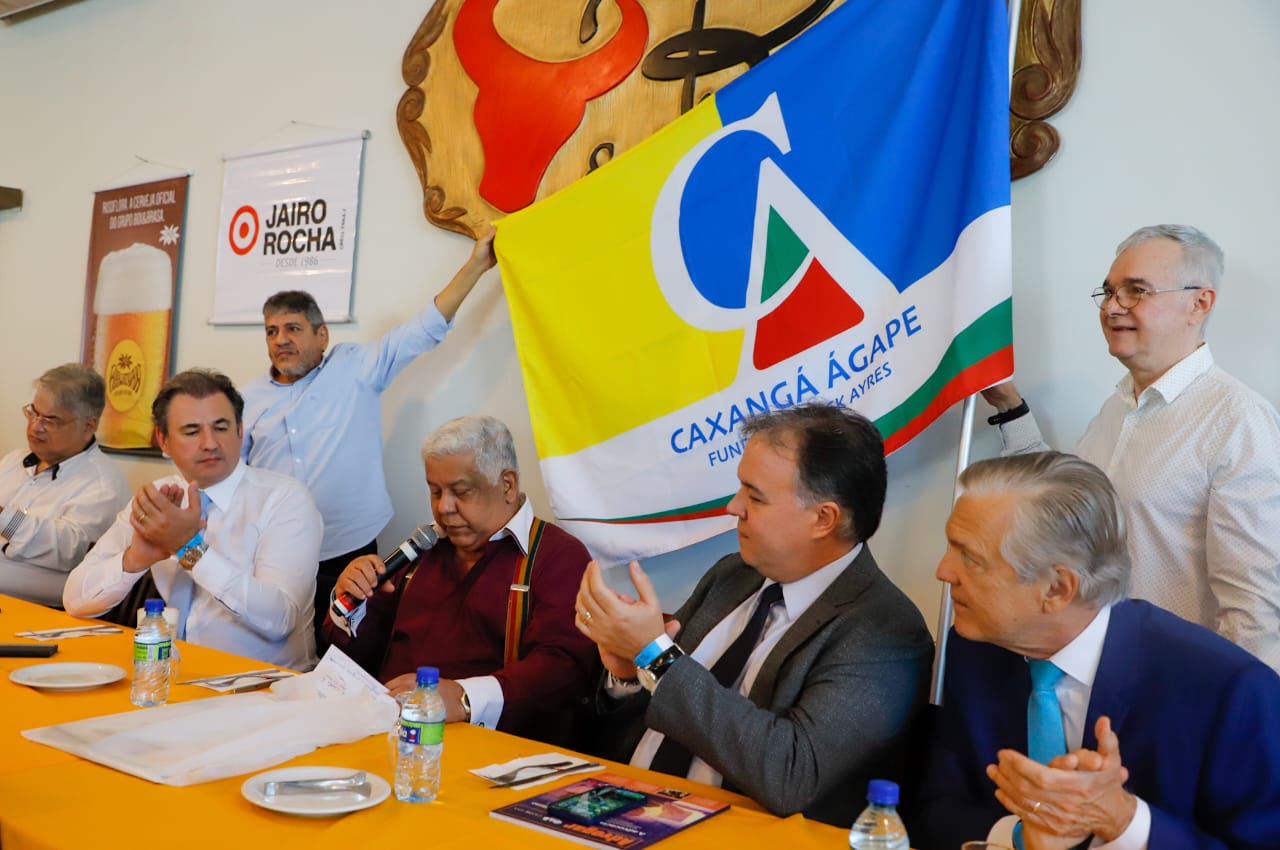 OAB-PE recebe homenagem do Caxang&aacute; Agape