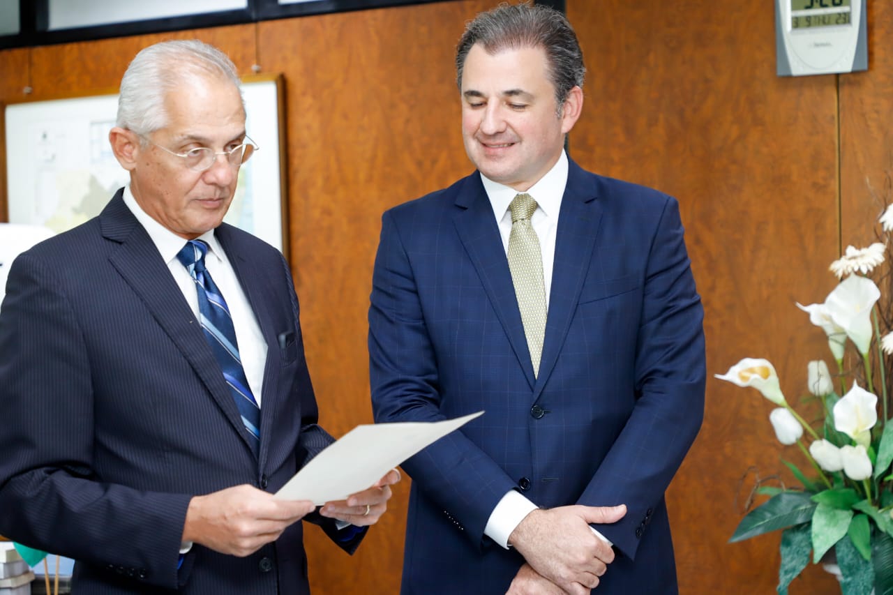 OAB Pernambuco e TRE-PE assinam termo de Coopera&ccedil;&atilde;o que garante a paridade de g&ecirc;nero em corpo docente de p&oacute;s-gradua&ccedil;&atilde;o em Direito Eleitoral