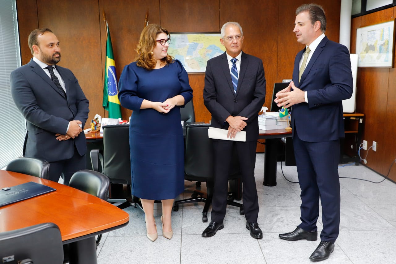 OAB Pernambuco e TRE-PE assinam termo de Coopera&ccedil;&atilde;o que garante a paridade de g&ecirc;nero em corpo docente de p&oacute;s-gradua&ccedil;&atilde;o em Direito Eleitoral