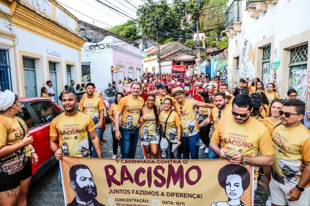 1&ordf; Caminhada Contra o Racismo