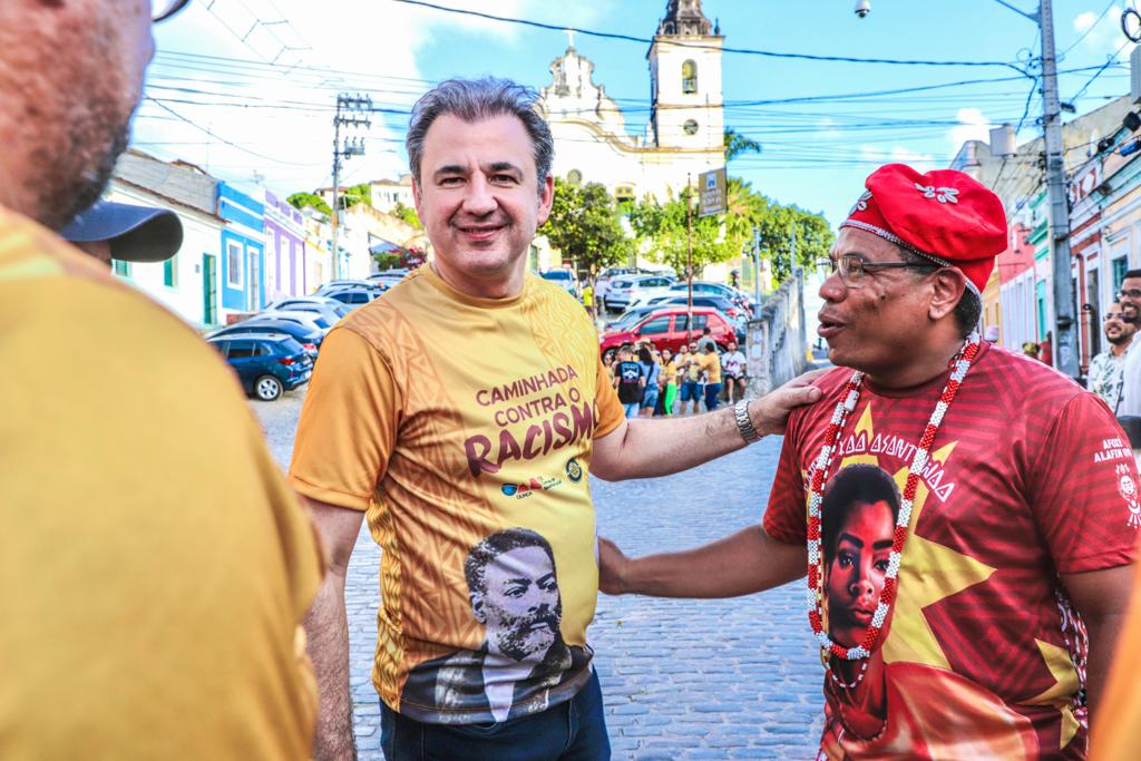 1&ordf; Caminhada Contra o Racismo