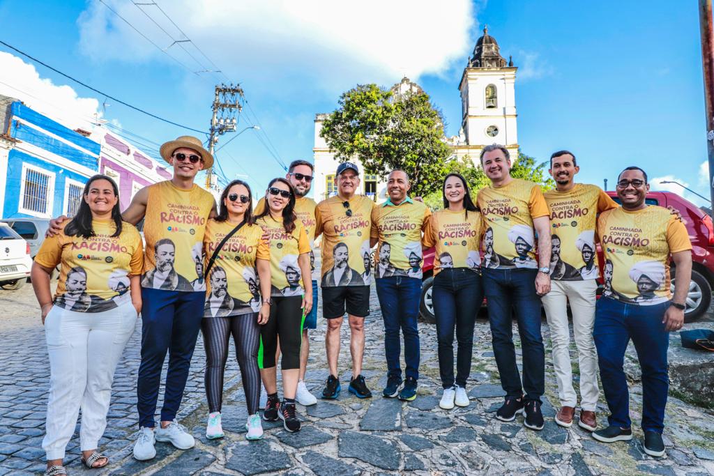 1&ordf; Caminhada Contra o Racismo