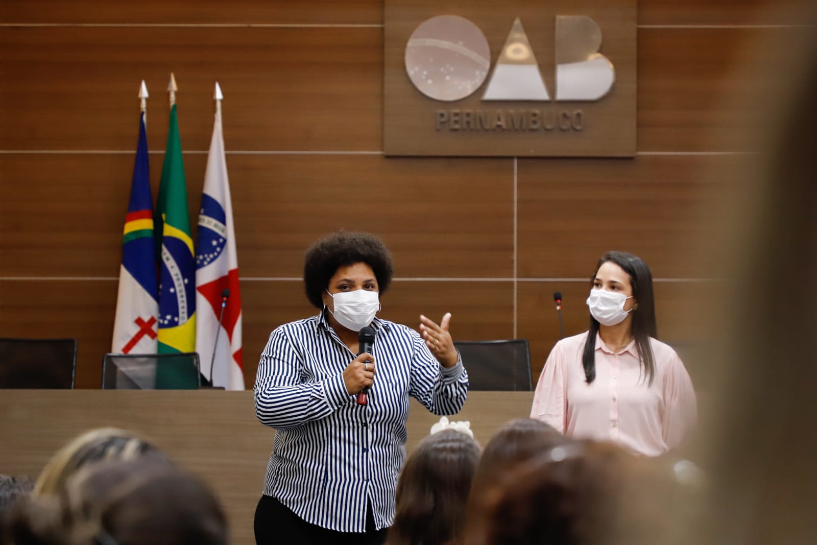 OAB-PE celebra M&ecirc;s da Mulher com colaboradoras