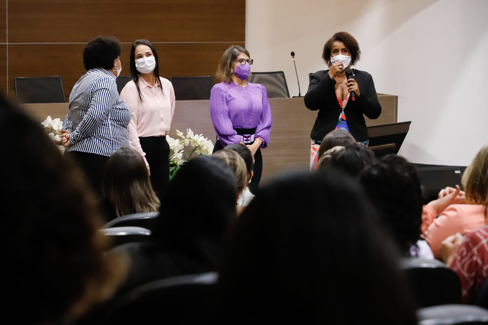 OAB-PE celebra M&ecirc;s da Mulher com colaboradoras