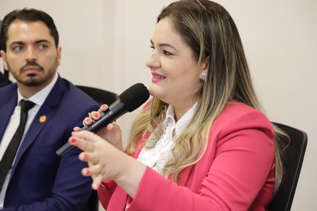Lan&ccedil;amento da campanha &ldquo;N&atilde;o Adianta Reclamar, Tem que Informar&rdquo;