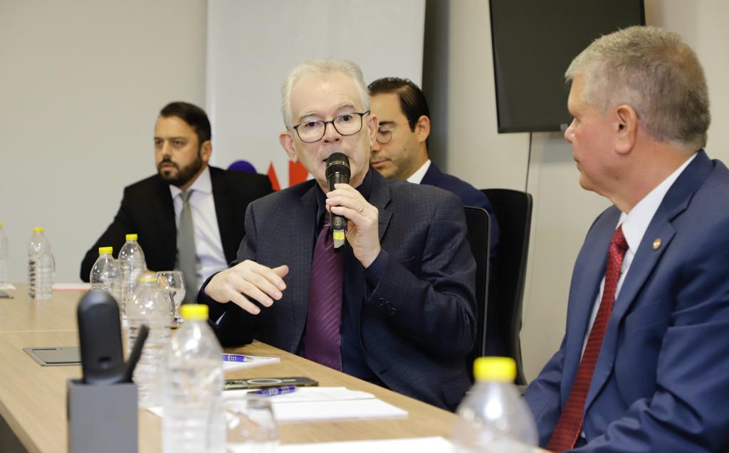 Lan&ccedil;amento da campanha &ldquo;N&atilde;o Adianta Reclamar, Tem que Informar&rdquo;