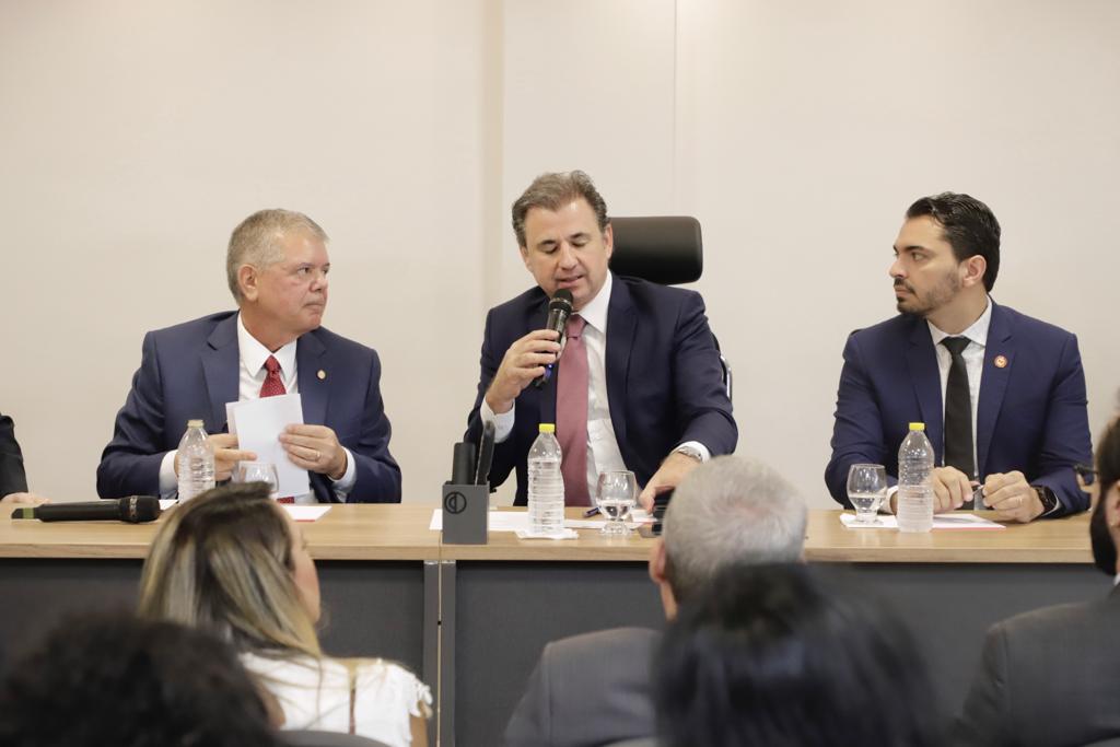 Lan&ccedil;amento da campanha &ldquo;N&atilde;o Adianta Reclamar, Tem que Informar&rdquo;