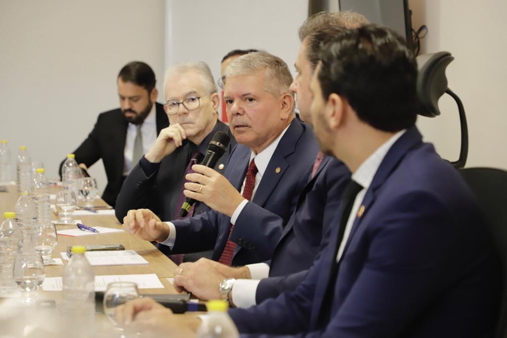 Lan&ccedil;amento da campanha &ldquo;N&atilde;o Adianta Reclamar, Tem que Informar&rdquo;