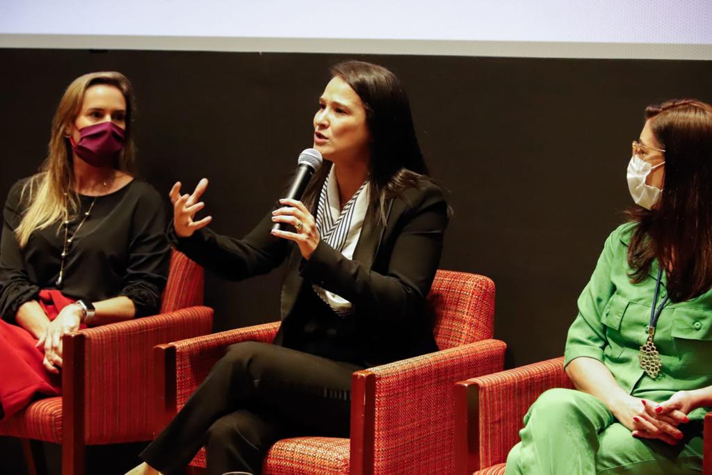 Direito das pessoas trans em pauta no Cine Debate