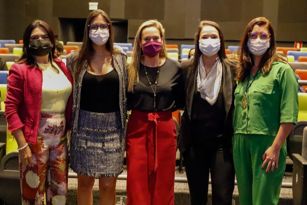 Direito das pessoas trans em pauta no Cine Debate