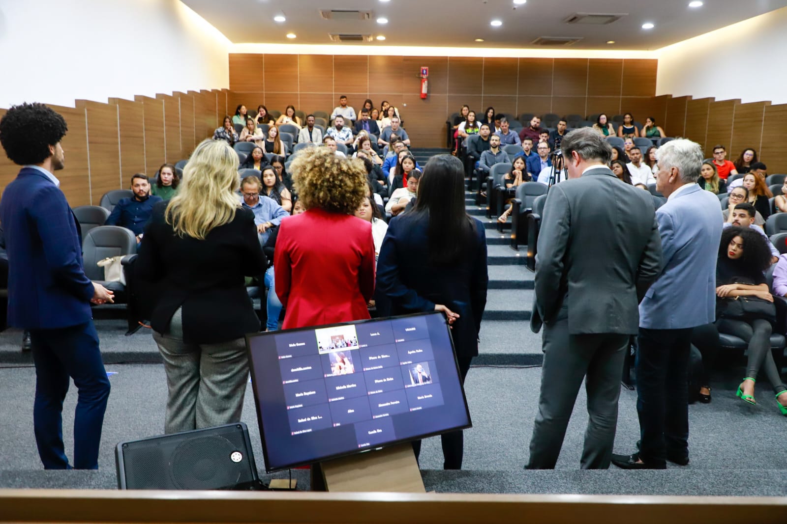Primeiro Encontro dos Membros Colaboradores do Comit&ecirc; de Rela&ccedil;&otilde;es Estudantis