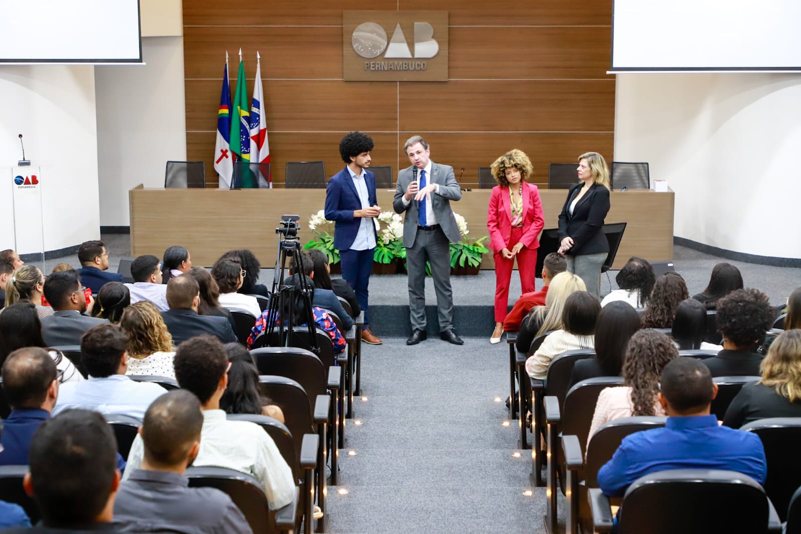 Primeiro Encontro dos Membros Colaboradores do Comit&ecirc; de Rela&ccedil;&otilde;es Estudantis