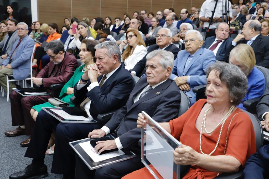 Entrega da Medalha Joaquim Amazonas