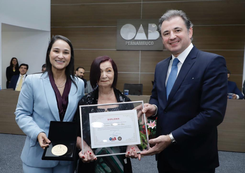 Entrega da Medalha Joaquim Amazonas