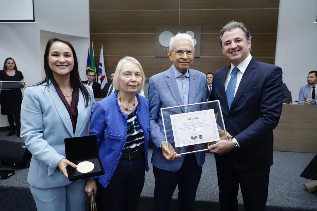 Entrega da Medalha Joaquim Amazonas