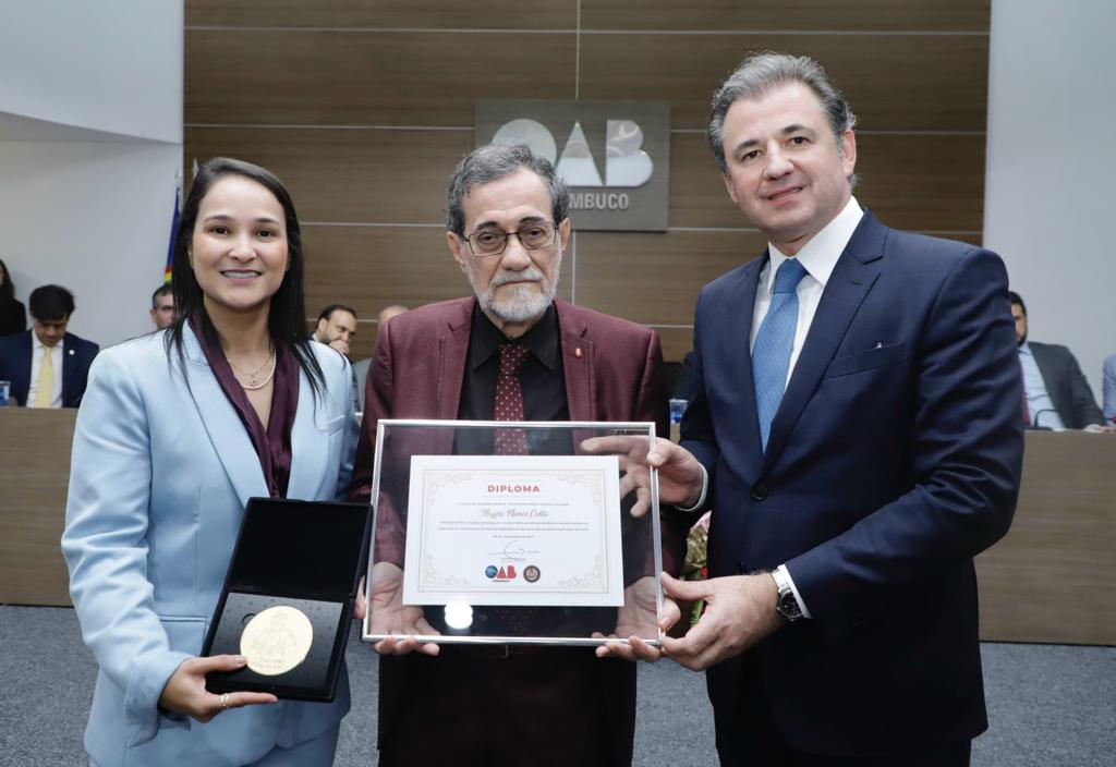 Entrega da Medalha Joaquim Amazonas