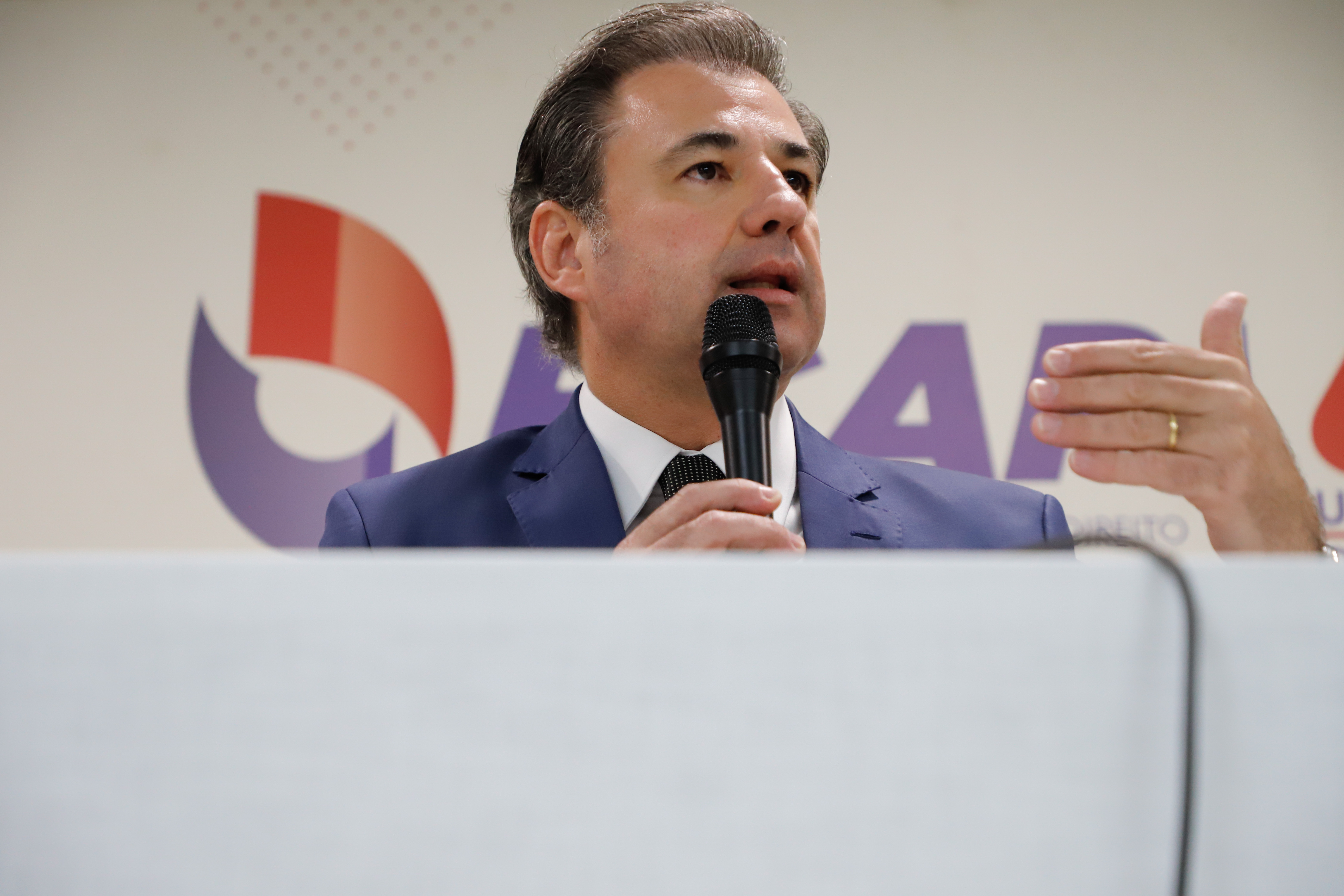 OAB-PE entrega selo OAB Recomenda na Universidade de Pernambuco